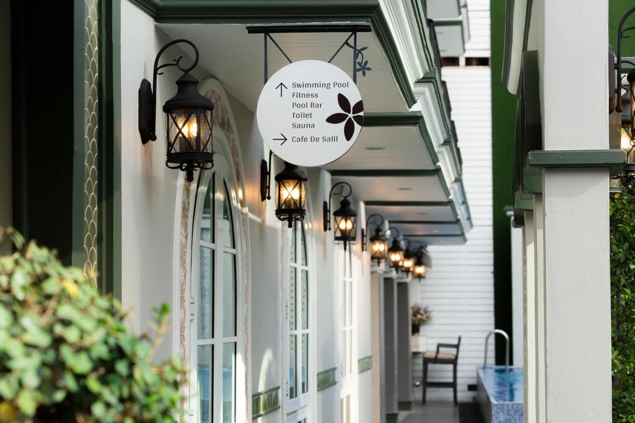 La Petite Salil Sukhumvit Thonglor 1 Hotel Banguecoque Exterior foto