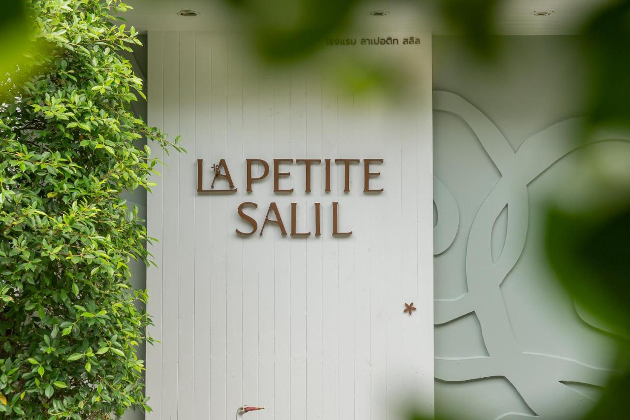 La Petite Salil Sukhumvit Thonglor 1 Hotel Banguecoque Exterior foto