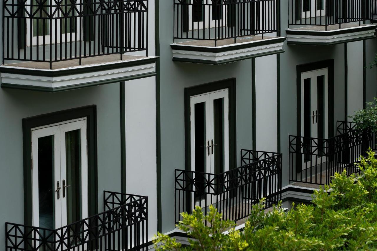 La Petite Salil Sukhumvit Thonglor 1 Hotel Banguecoque Exterior foto