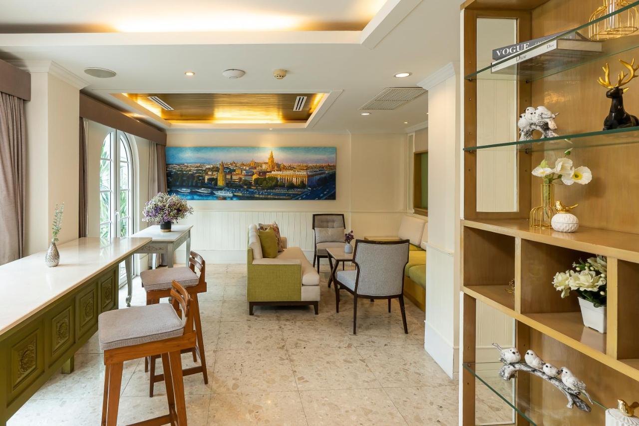 La Petite Salil Sukhumvit Thonglor 1 Hotel Banguecoque Exterior foto