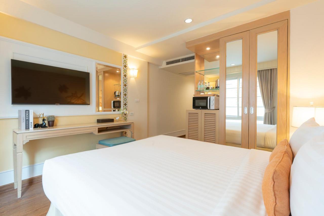 La Petite Salil Sukhumvit Thonglor 1 Hotel Banguecoque Exterior foto