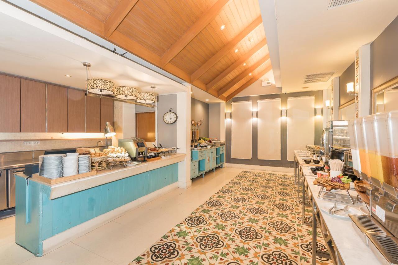 La Petite Salil Sukhumvit Thonglor 1 Hotel Banguecoque Exterior foto